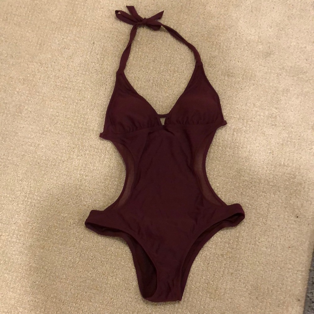 Maroon cut-out one piece swimsuit for summer!